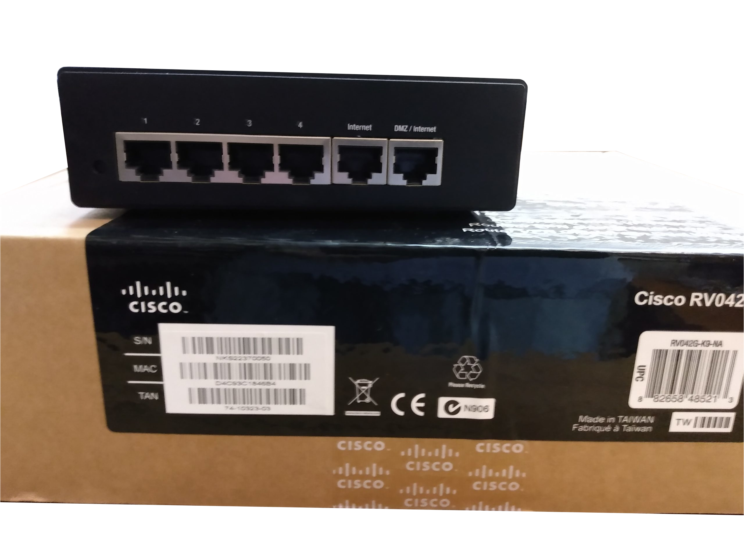 Gigabit Dual WAN VPN Router Cisco RV042G